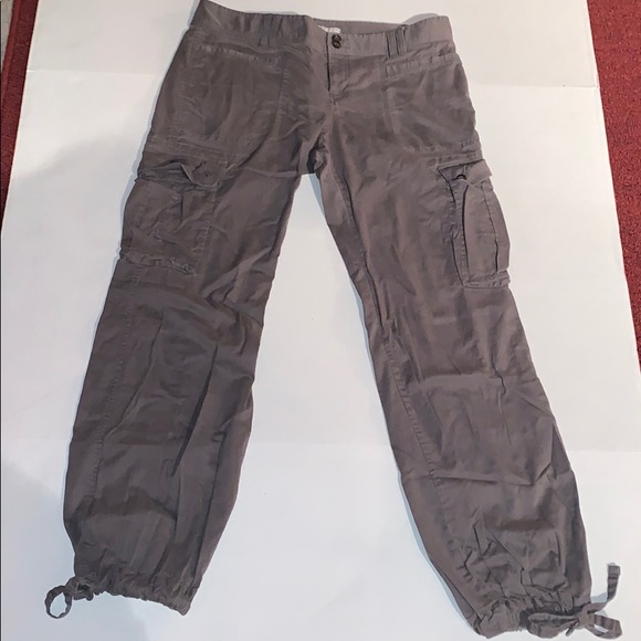 Old Navy Pants - Old Navy Low-rise Cargo Pants